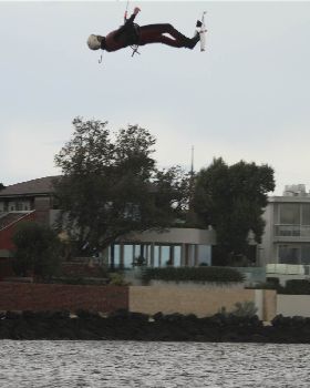 Kitesurfing