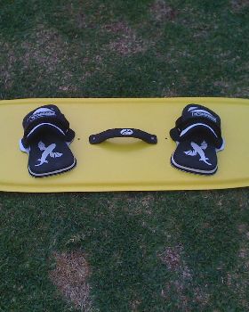 Kitesurfing