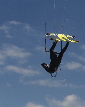 Kitesurfing