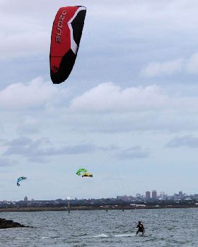 Kitesurfing