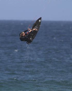 Kitesurfing
