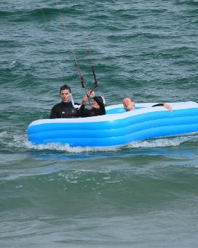 Kitesurfing