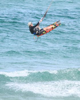 Kitesurfing