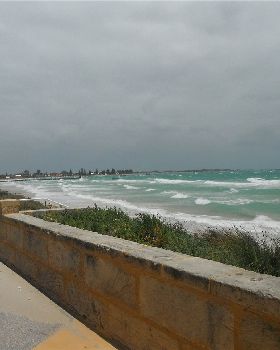 Kitesurfing