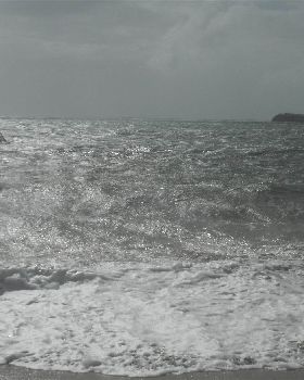 Kitesurfing