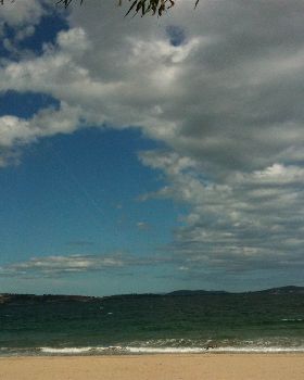 Kitesurfing