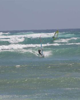 Kitesurfing