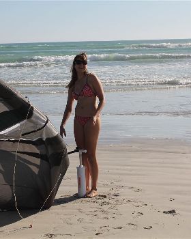 Kitesurfing