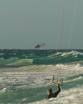 Kitesurfing 24.01aa