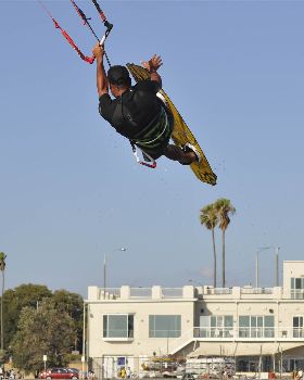 new 9 metre airush razor