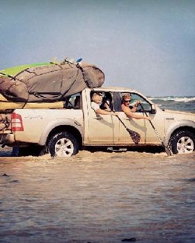 Kitesurfing