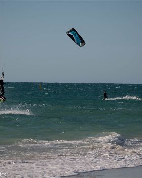 Kitesurfing