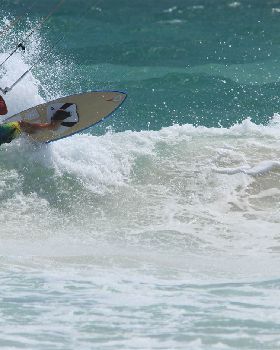 Kitesurfing