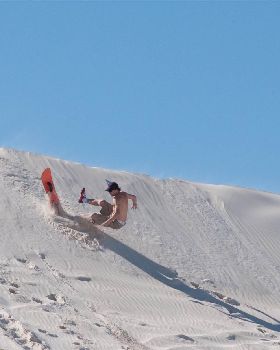 Kitesurfing