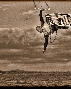 Kitesurfing