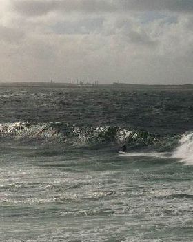 Kitesurfing