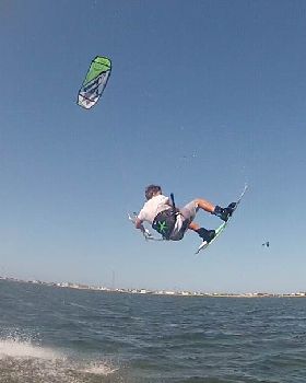 Ewan Jaspan www.kiterepublic.com.au