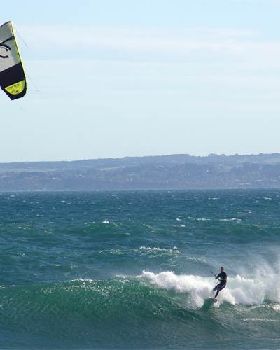 Kitesurfing