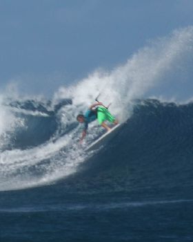kitesurfing namotu is bws team