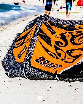 Naish Kite Demo