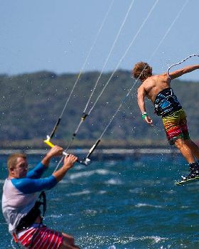 Naish Kite Demo