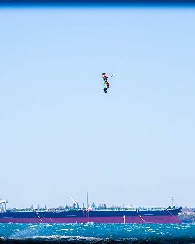 Naish Kite Demo