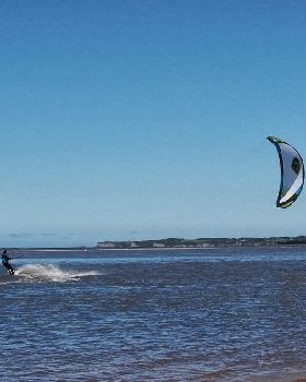 Lithium Zero in 6 knots