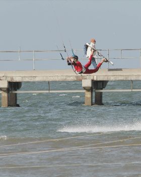 Kitesurfing