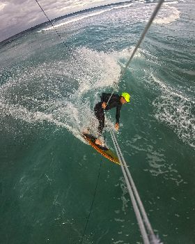 Wave Hydro-foilboarding