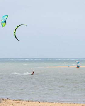 Adrenalin Naish Demo