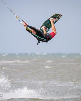 Adrenalin Naish Demo