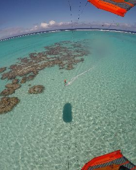 One Foot - Honeymoon islands DW