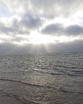 Kitesurfing