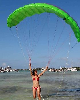 kiteboard-girl