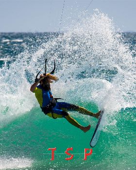 Kitesurfing