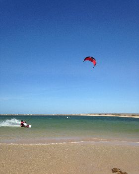 Kitesurfing