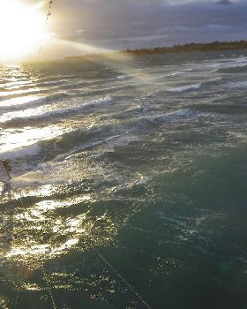 Kitesurfing Mentone