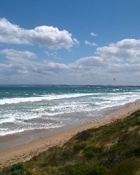 kite surfing