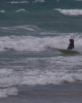 Kitesurfing