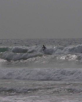 Kitesurfing