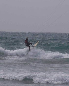 Kitesurfing