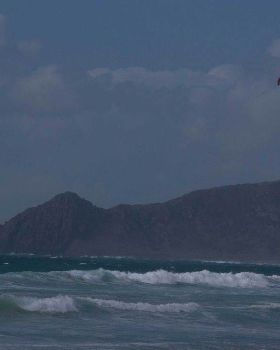 Kitesurfing