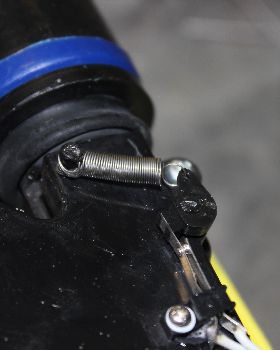 Pump spring