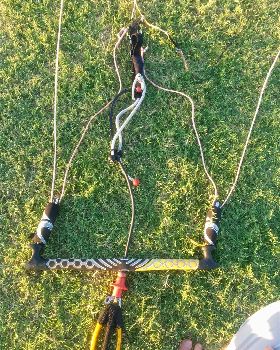 Kitesurfing