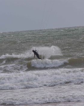 Kitesurfing