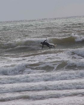 Kitesurfing