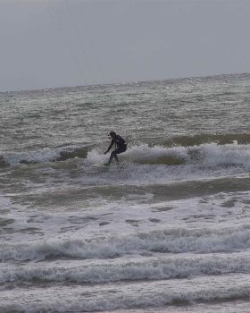 Kitesurfing