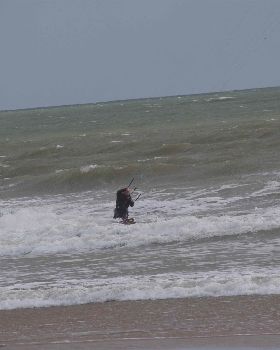 Kitesurfing