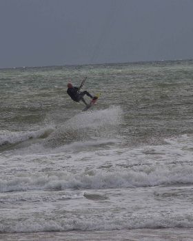 Kitesurfing