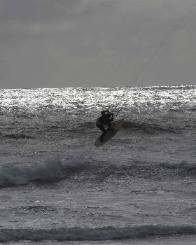 Kitesurfing
